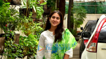 Photos: Sara Ali Khan snapped in Juhu