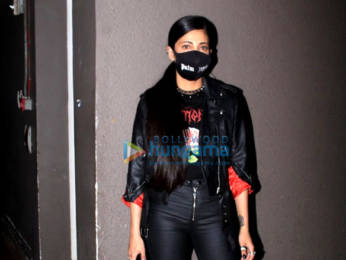 Photos: Shahid Kapoor, Shruti Haasan, Karishma Tanna and others snapped at the airport