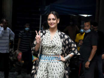 Photos: Sonakshi Sinha spotted on the sets of Dance Deewane in Goregaon