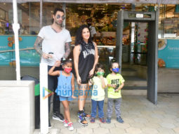 Photos: Sunny Leone spotted at Food Hall with her family