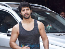 Photos: Varun Dhawan snapped at a gym in Juhu