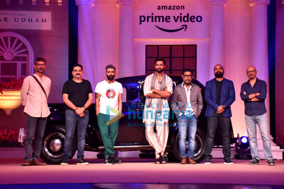 Photos: Vicky Kaushal and Shoojit Sircar snapped at the trailer launch of Sardar Udham Photos: Vicky Kaushal and Shoojit Sircar snapped at the trailer launch of Sardar Udham
