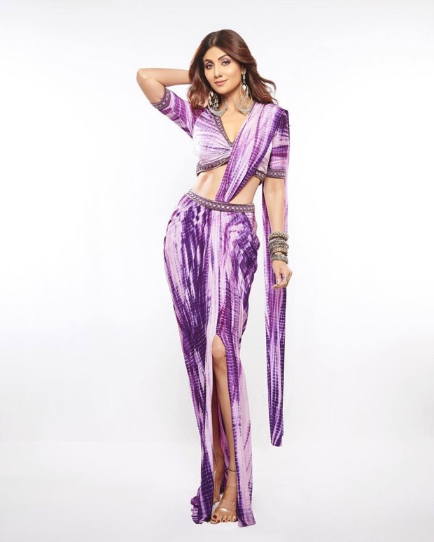 Shilpa Shetty looks stuns in a stunning purple tie & dye pre-stitch saree