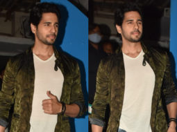 Sidharth Malhotra turns stylist for Mission Majnu wrap up party
