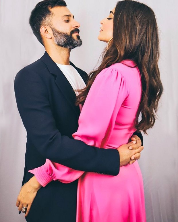 Sonam Kapoor shares a romantic snap as she terribly misses husband Anand Ahuja