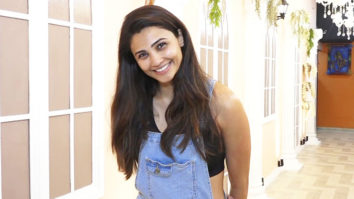 Spotted: Daisy Shah and Dhvani Bhanushali at a studio in Andheri, Mumbai