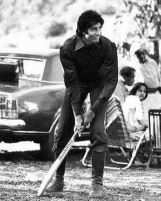Throwback: Amitabh Bachchan shares a glimpse of playing cricket on sets of Mr Natwarlal