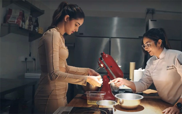 Star Vs Food: From struggling to mix to learning to set up the oven, Ananya Panday impresses the chef with her beginner-level skill in baking
