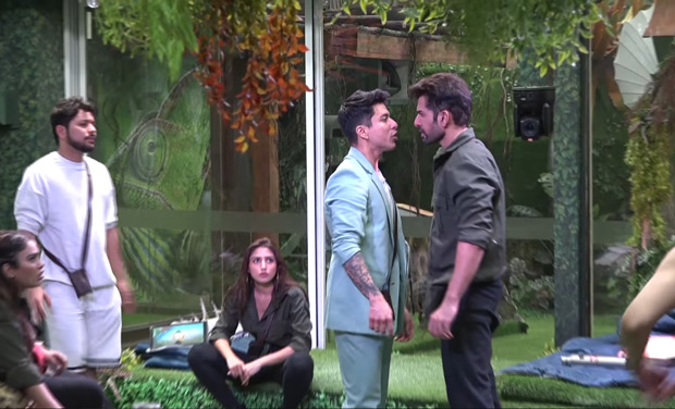 Bigg Boss 15: Pratik Sehajpal slaps himself after Jay Bhanushali abuses hi