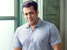 Bigg Boss 15: Salman Khan grooves to ‘Jungle Hai Aadhi Raat Hai’ in the new promo, says ‘Tiger is back’