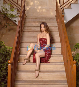 Celeb Photos Of Elli AvrRam