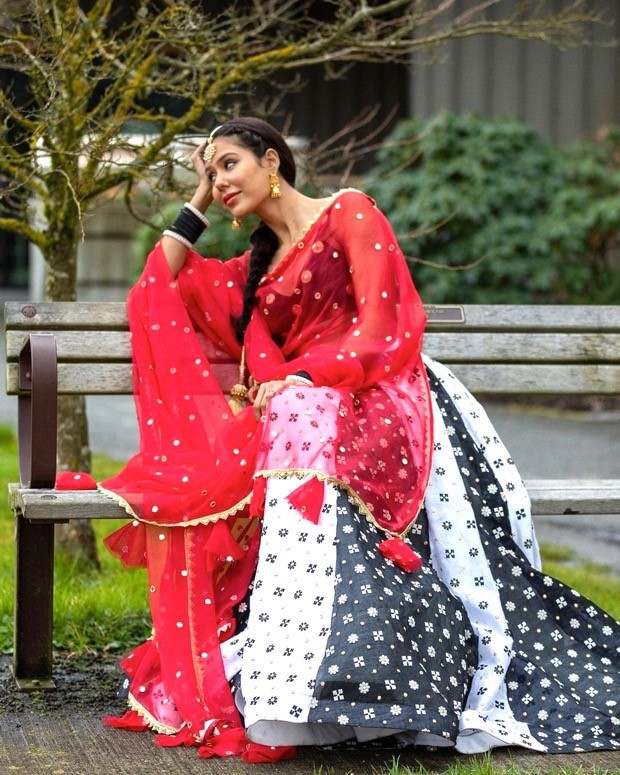 Honsla Rakh actress Sonam Bajwa turns heads in a gorgeous black and white designer lehenga