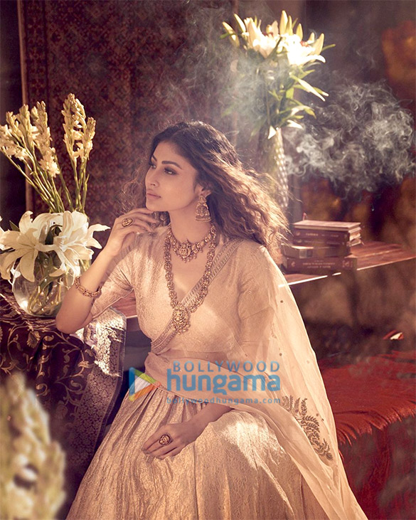 mouni roy 2 50
