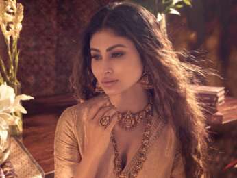 Mouni Roy: “Hrithik Roshan, can I have a PLEASURE of a dance with you?”| Rapid Fire