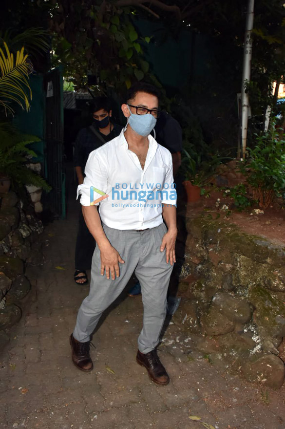 photos aamir khan snapped in bandra 6 2