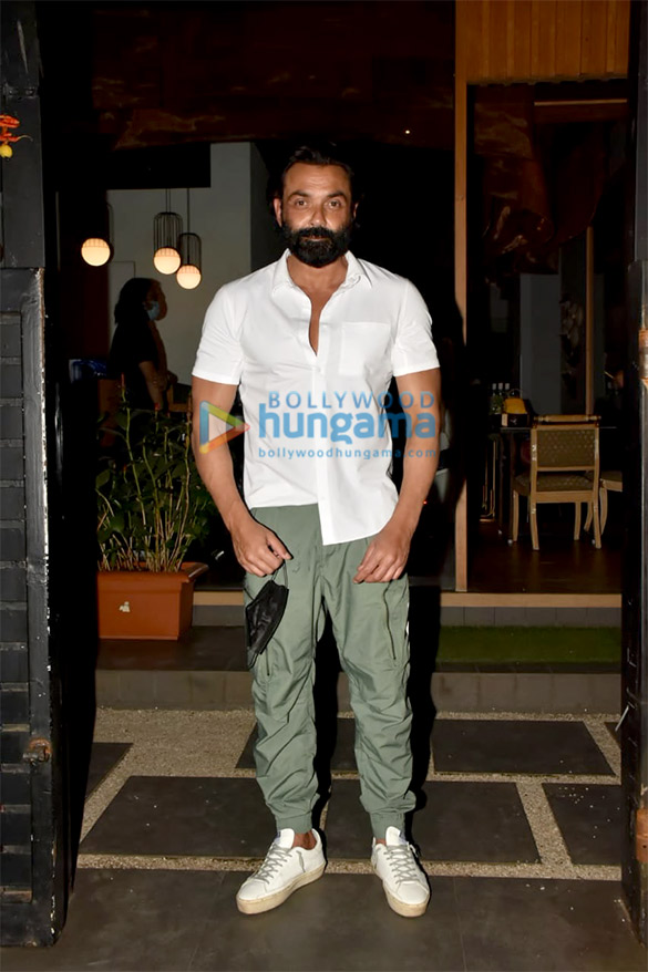 Photos: Celebs grace Avinash Gowariker’s wife Shazia Gowariker’s birthday celebration at a restaurant in Bandra Photos: Celebs grace Avinash Gowariker’s wife Shazia Gowariker’s birthday celebration at a restaurant in Bandra