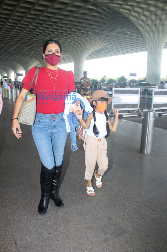 photos deepika padukone bhumi pednekar others snapped at the airport 1