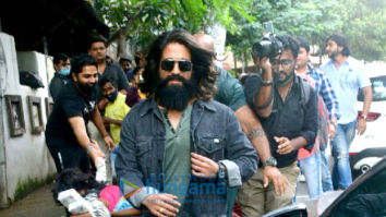 Photos: KGF star Yash spotted at Hakim’s Aalim salon