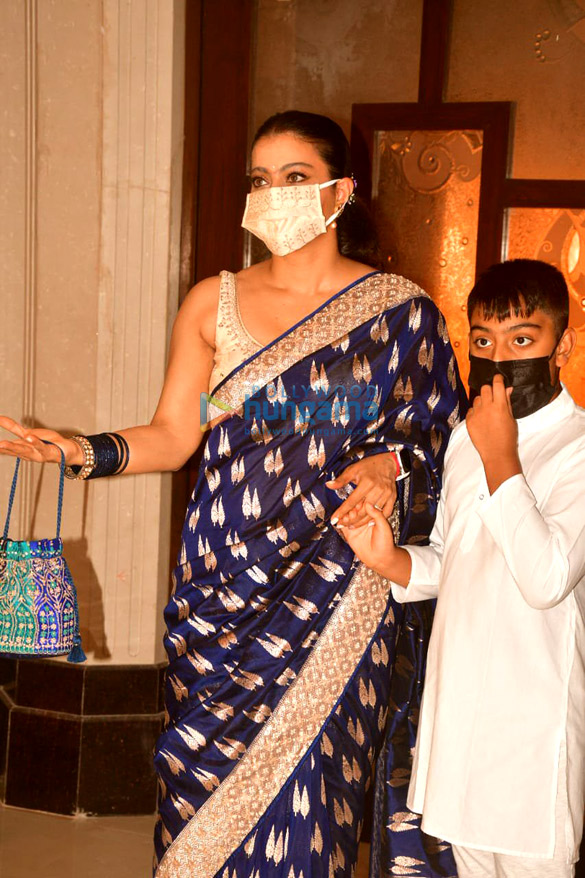 photos kajol and mouni roy snapped attending durga puja 1