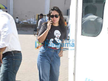 Photos: Kareena Kapoor Khan spotted at Mehboob Studio in Bandra