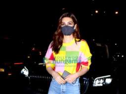 Photos: Kriti Sanon snapped at a salon in Juhu