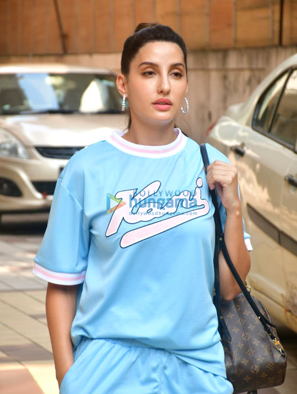 photos nora fatehi spotted outside a dance class in khar 2