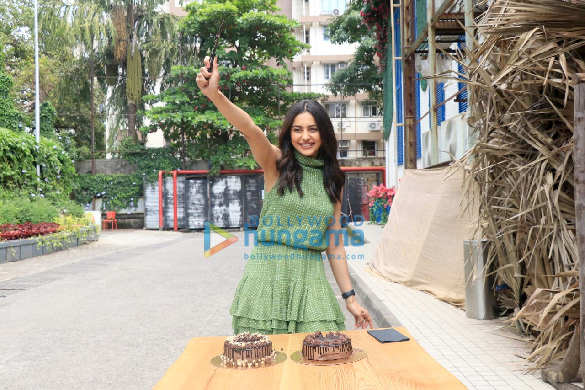photos rakul preet singh celebrates her birthday at bastian in worli 4