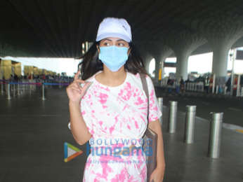 Photos: Richa Chadda, Hina Khan, Mrunal Thakur, Aditi Rao Hydari spotted at the airport