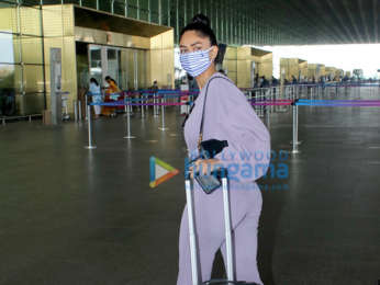 Photos: Richa Chadda, Hina Khan, Mrunal Thakur, Aditi Rao Hydari spotted at the airport