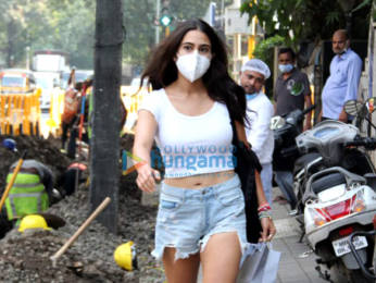 Photos: Sara Ali Khan spotted in Bandra