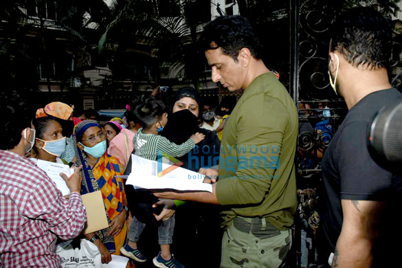 photos sonu sood snapped meeting fans 1