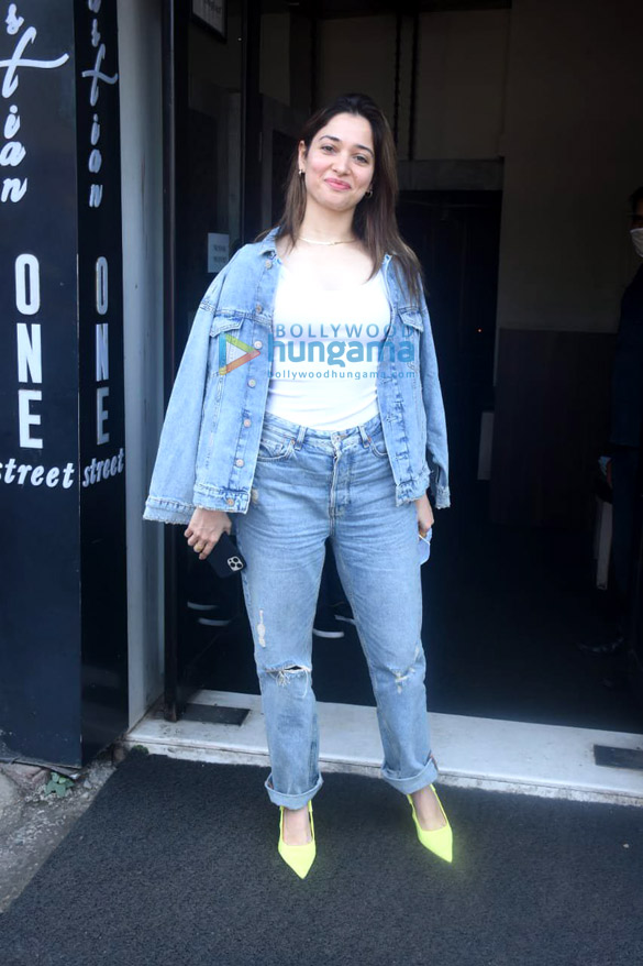 photos tamannaah bhatia spotted at bastian in bandra 1
