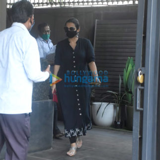 Photos: Vidya Balan snapped in Bandra