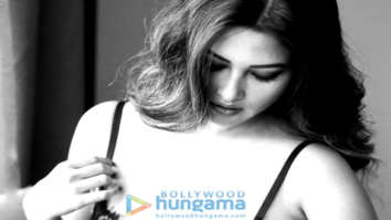 Celeb Photos Of Riya Sen