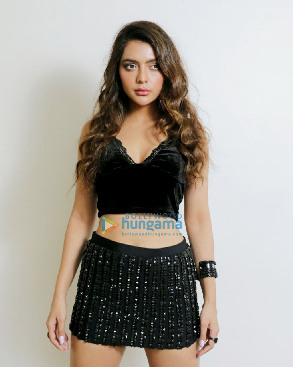 ruhi singh 2 38