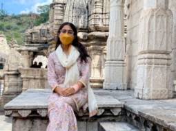 Sara Ali Khan pays a visit to a temple during her trip to Udaipur