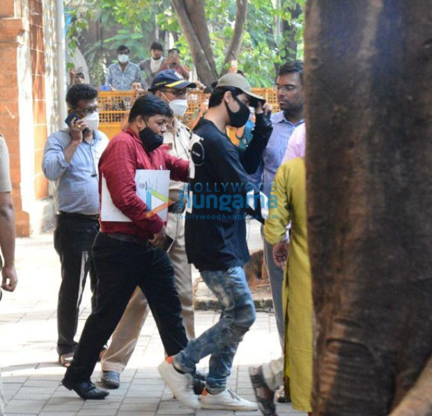 Shah Rukh Khan's son Aryan Khan clicked at NCB  office amid drug bust controversy 