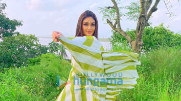 Celeb Photos Of Shefali Jariwala