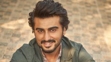 Arjun Kapoor receives a handwritten letter from a fan thanking him for sharing his journey and victory over obesity