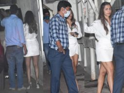 Malaika Arora makes a jaw dropping entrance for her 48th Birthday Bash