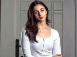 Alia Bhatt RECOGNIZED Her FAN She Met in 2014 | Calls Out Her Name