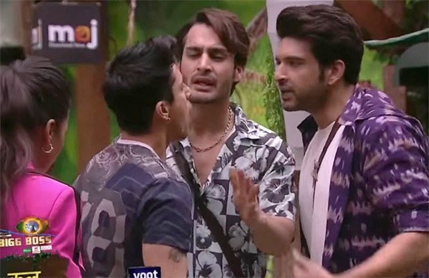 Bigg Boss 15: Karan Kundra almost gets into a physical fight with Prateek Sehajpal since 'Vip members position is at stake'