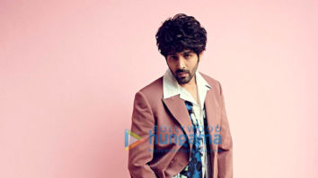 Celeb Photos Of Kartik Aaryan