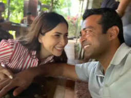 Kim Sharma shares a romantic picture with beau Leander Paes, calls him a ‘snack’