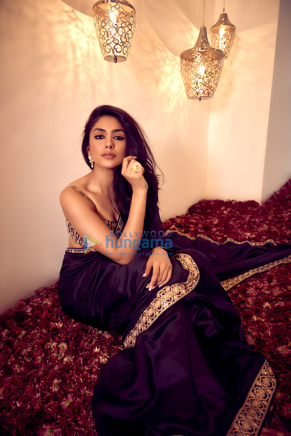 mrunal thakur 2 30