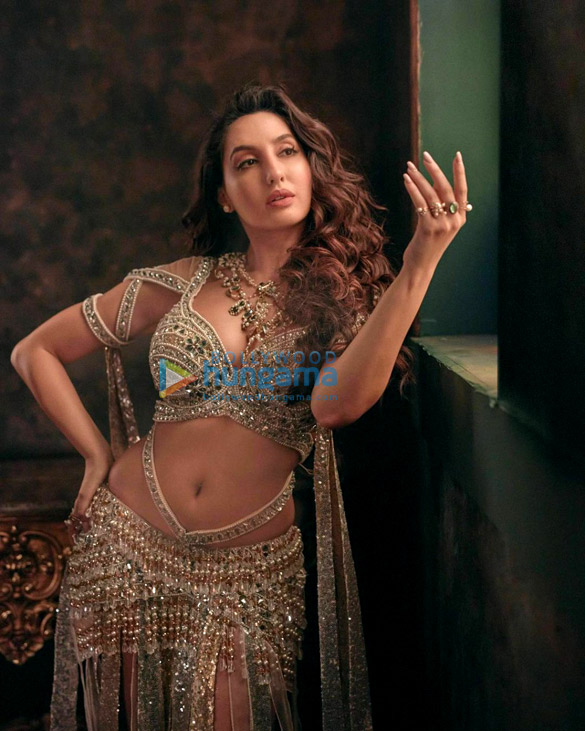 nora fatehi 2 60