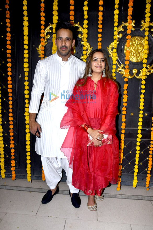 photos celebs grace ekta kapoors diwali bash 10 2