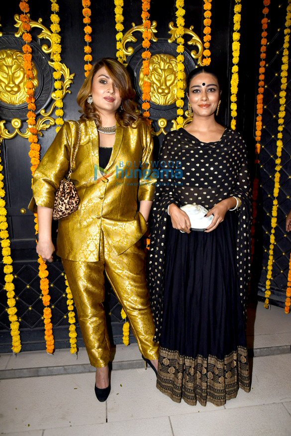 photos celebs grace ekta kapoors diwali bash 11 2