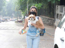 Photos: Daisy Shah snapped at Hakim’s Aalim salon in Khar