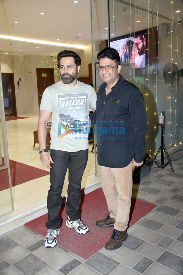 Photos: Emraan Hashmi snapped at the T-Series office in Andheri Photos: Emraan Hashmi snapped at the T-Series office in Andheri